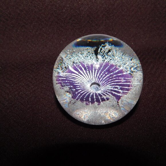 Caithness Scotland Petunias paperweight mint condition - Picture 4 of 11